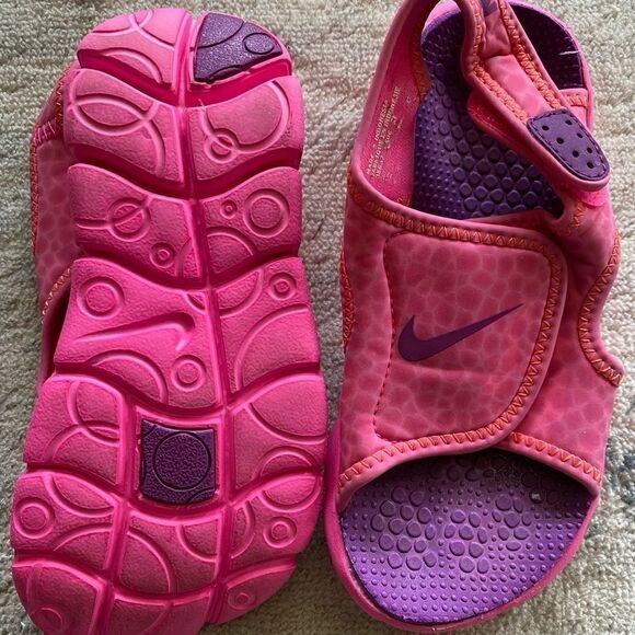 Girls Nike Sunray sandals - Picture 3 of 3